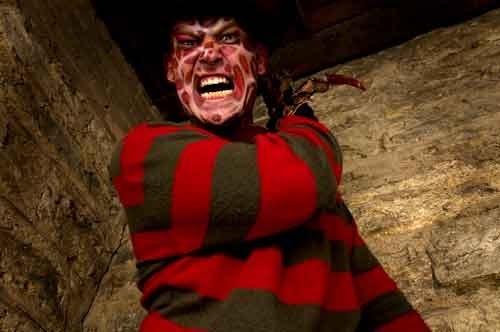 A Macabre Cinema actor dressed as Freddy Krueger.