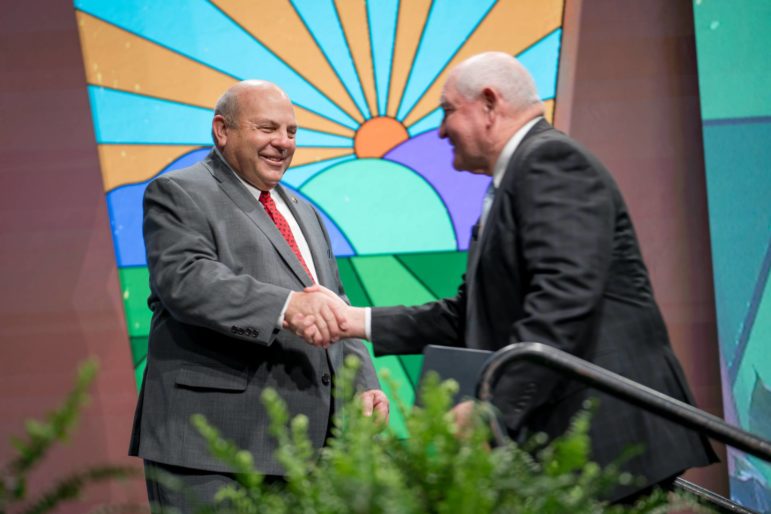 American Farm Bureau Federation president Zippy Duvall shook hands with former agriculture secretary Sonny Perdue, who held the position under former President Donald Trump, at the AFBF’s 2022 annual convention in Atlanta, Georgia.