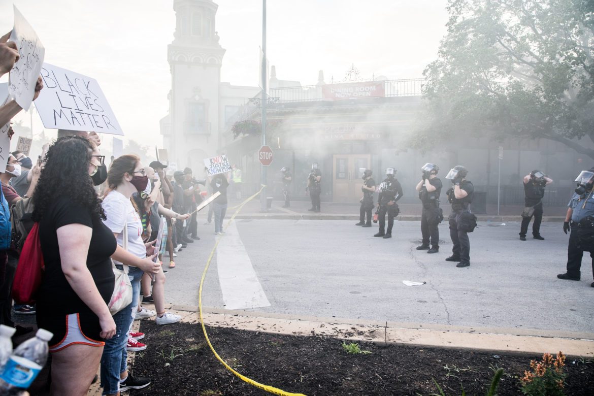 Demonstrations near the Country Club Plaza