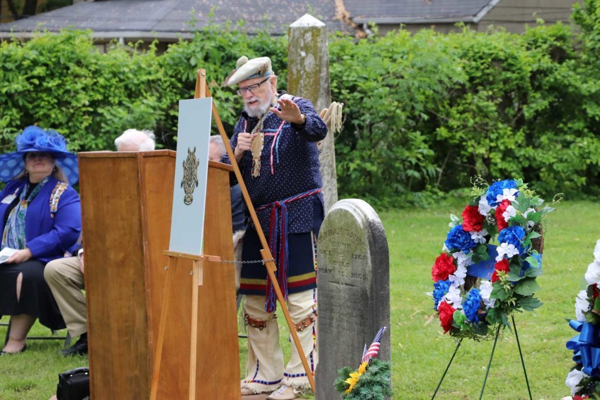Sarah Ruddell Davis grave marking ceremony