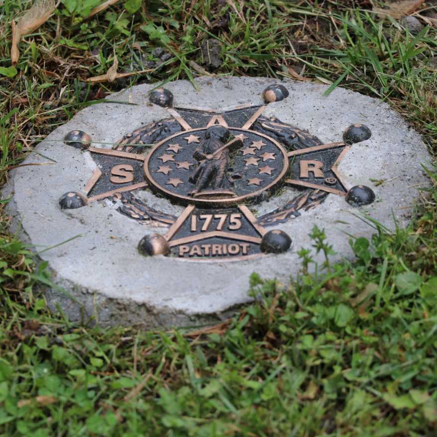 Patriot grave marker